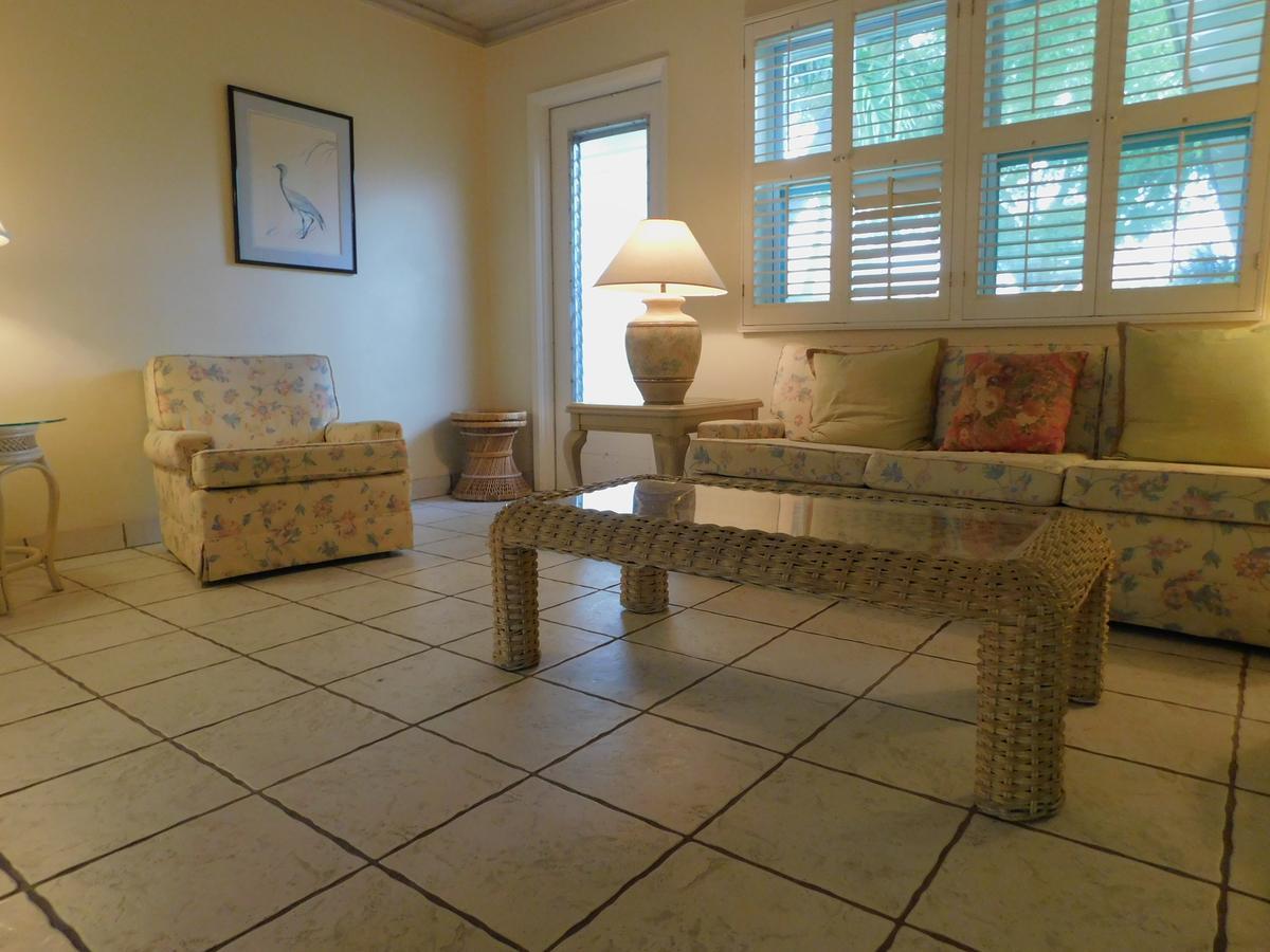 The Grove Beach Condominiums Delray Beach Exterior foto