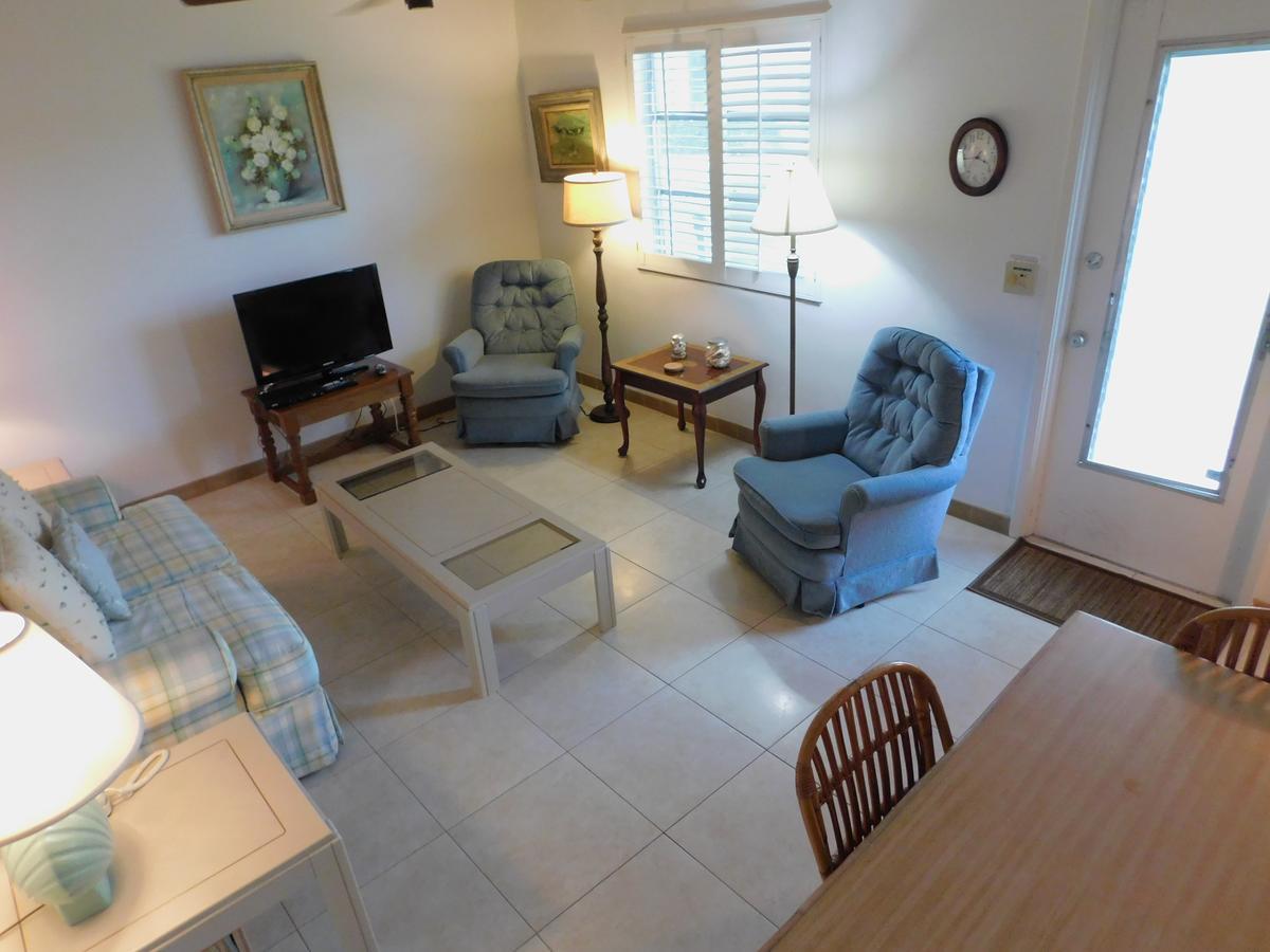 The Grove Beach Condominiums Delray Beach Exterior foto